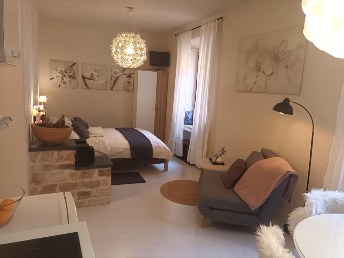 Leut Apartment Korčula Esterno foto